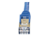 StarTech.com 5m CAT6A Ethernet Cable, 10 Gigabit Shielded Snagless RJ45 100W PoE Patch Cord, CAT 6A 10GbE STP Network Cable w/Strain Relief, Blue, UL Certified Wiring/TIA - Närbild
